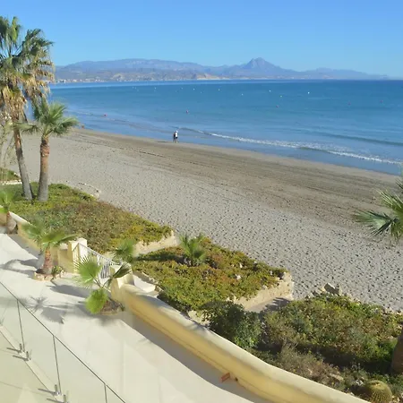Excepcional Amanecer Al Borde De Playa Y Mar, En Roquetes Apartment *