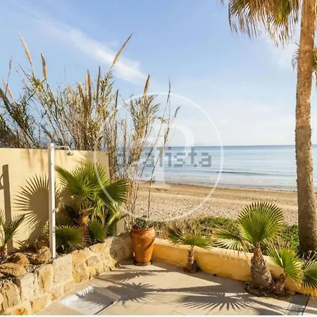 Excepcional Amanecer Al Borde De Playa Y Mar, En Roquetes Apartamento