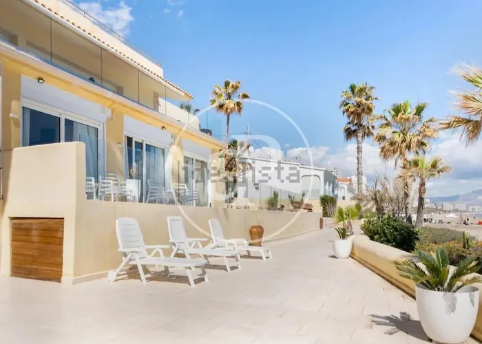 Excepcional Amanecer Al Borde De Playa Y Mar, En Roquetes Appartement *